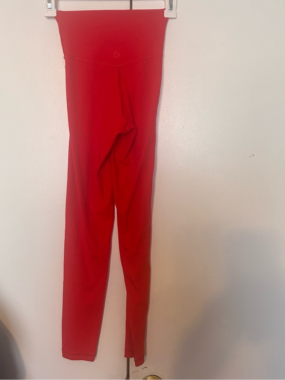 OFFLINE by Aerie Red Real Me Cross Over Workout Yoga Leggings Size Small. - Picture 3 of 5